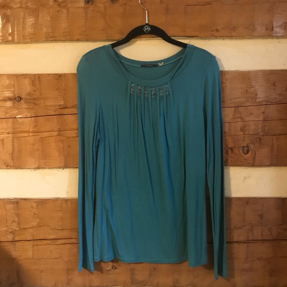 Elie Tahari jersey top size M